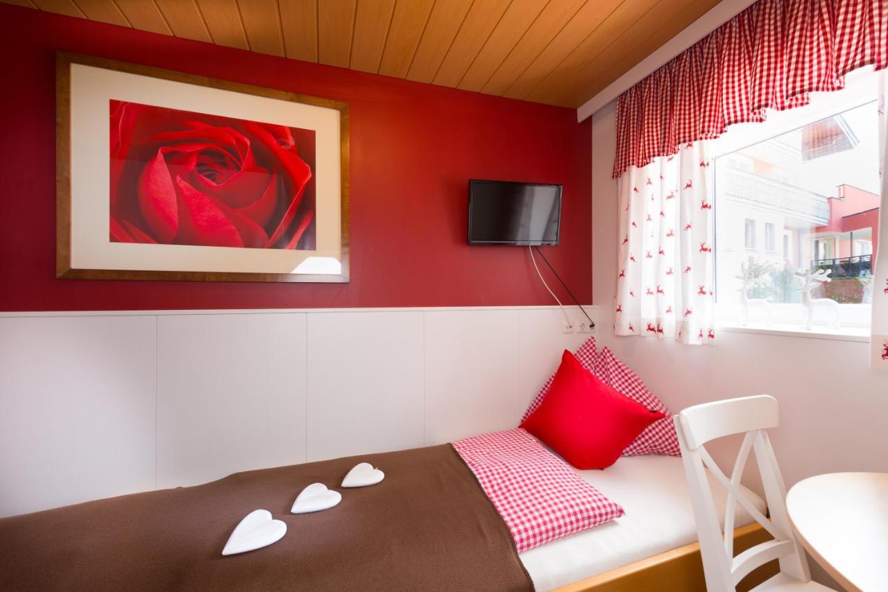 Appartements Am Edthof Ебен им Понгау Екстериор снимка